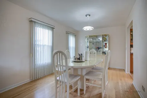 410 Lamont Terrace Buffalo Grove IL 60089