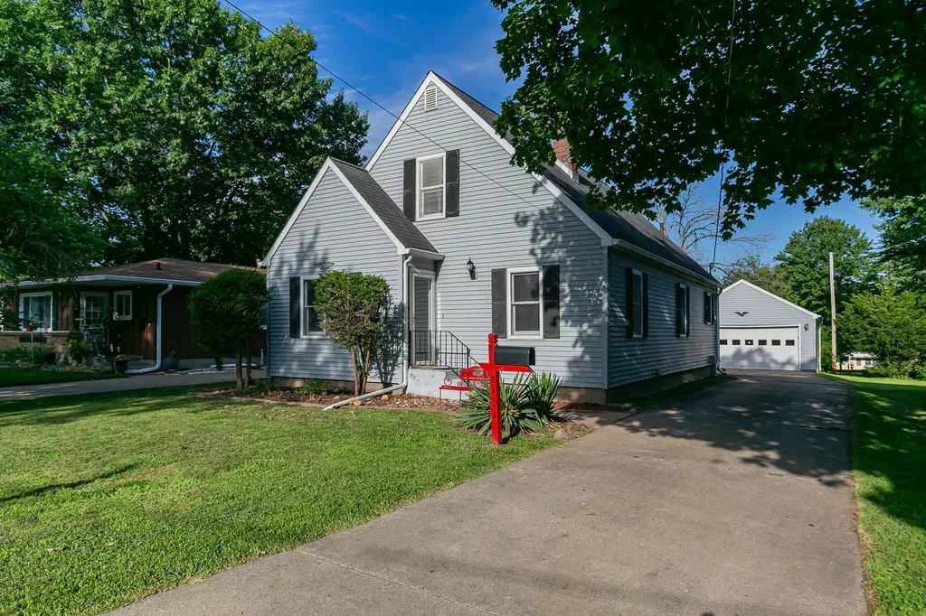2424 28TH Street Rock Island IL 61201