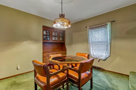 2424 28TH Street Rock Island IL 61201