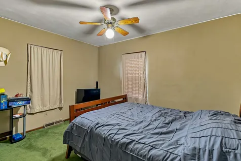 2424 28TH Street Rock Island IL 61201