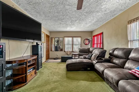 2424 28TH Street Rock Island IL 61201
