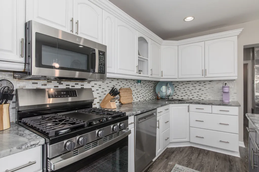 3312 North New England Avenue Chicago IL 60634