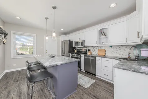 3312 North New England Avenue Chicago IL 60634