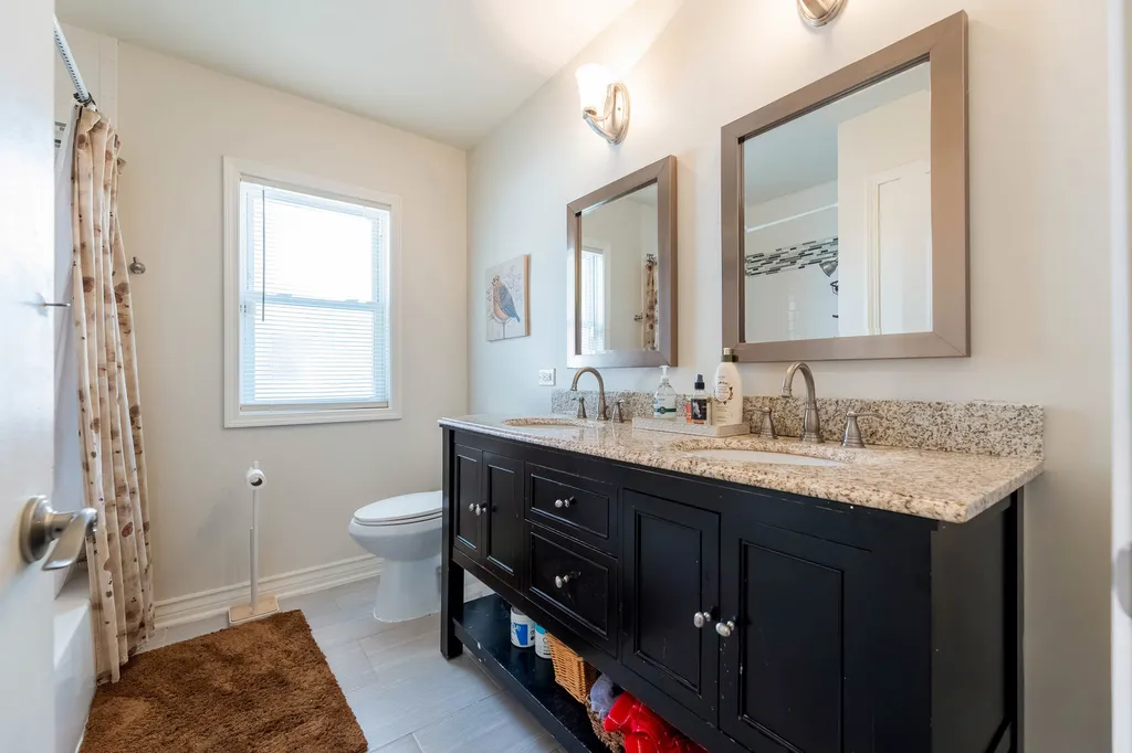 10218 South Wood Street Chicago IL 60643