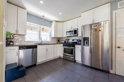 10218 South Wood Street Chicago IL 60643