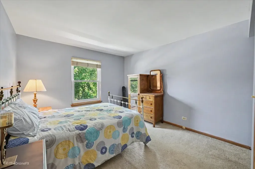 918 Horseshoe Court Carol Stream IL 60188