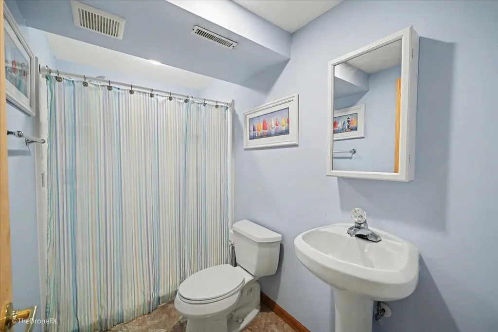 918 Horseshoe Court Carol Stream IL 60188