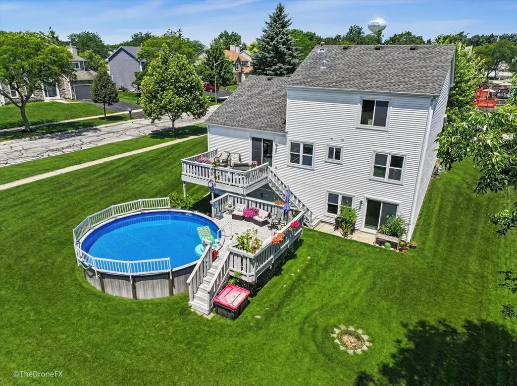 918 Horseshoe Court Carol Stream IL 60188