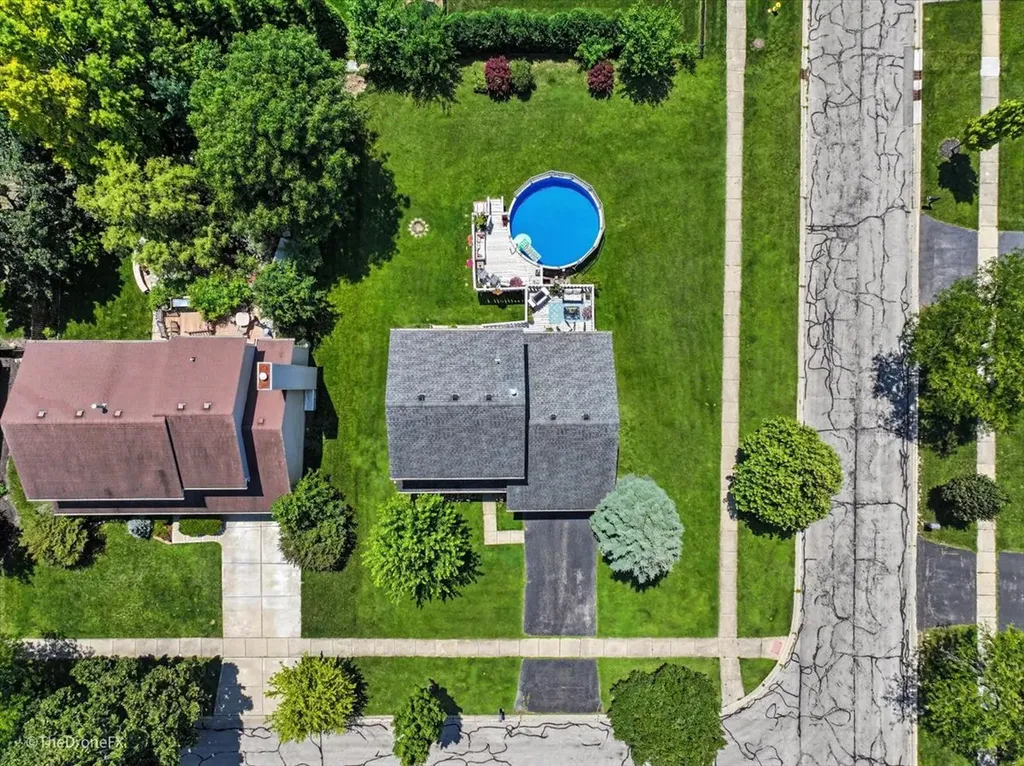 918 Horseshoe Court Carol Stream IL 60188