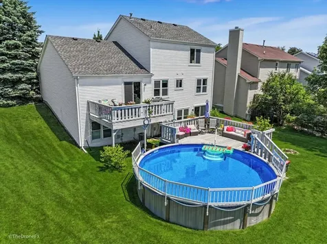 918 Horseshoe Court Carol Stream IL 60188