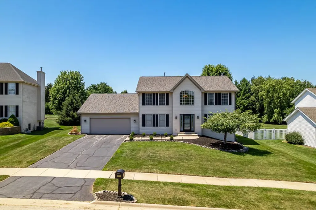 1142 University Parkway Rockton IL 61072