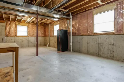 1142 University Parkway Rockton IL 61072
