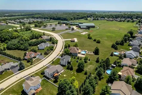 1142 University Parkway Rockton IL 61072