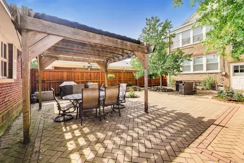 114 South Boulevard Evanston IL 60202