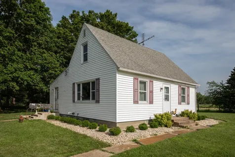 21665 2280 East Street Princeton IL 61356