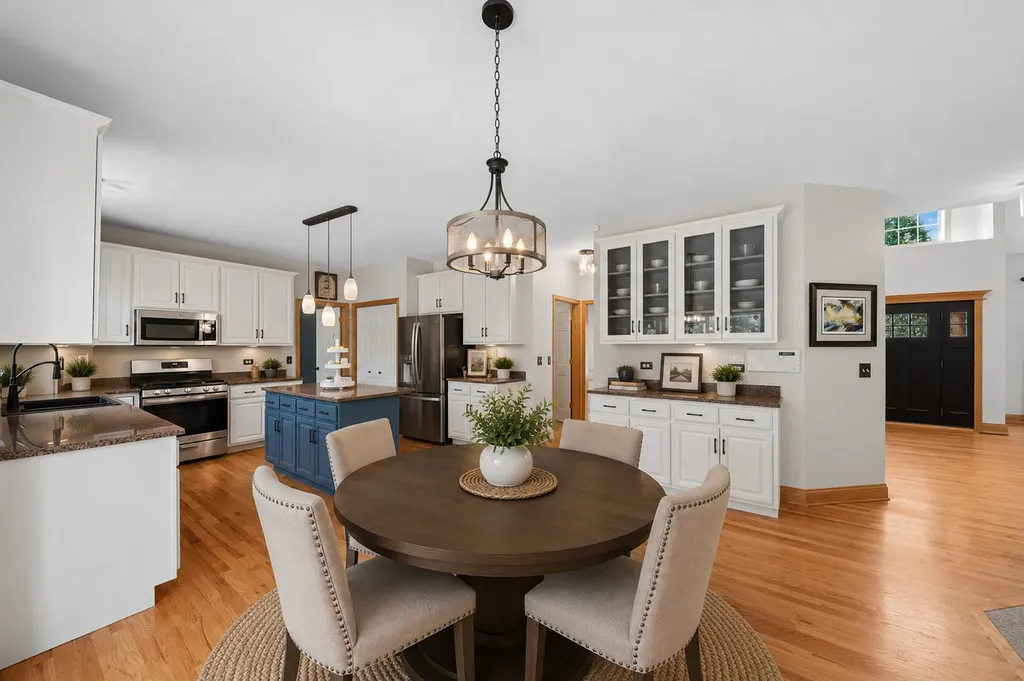 2647 Lupine Circle Naperville IL 60564
