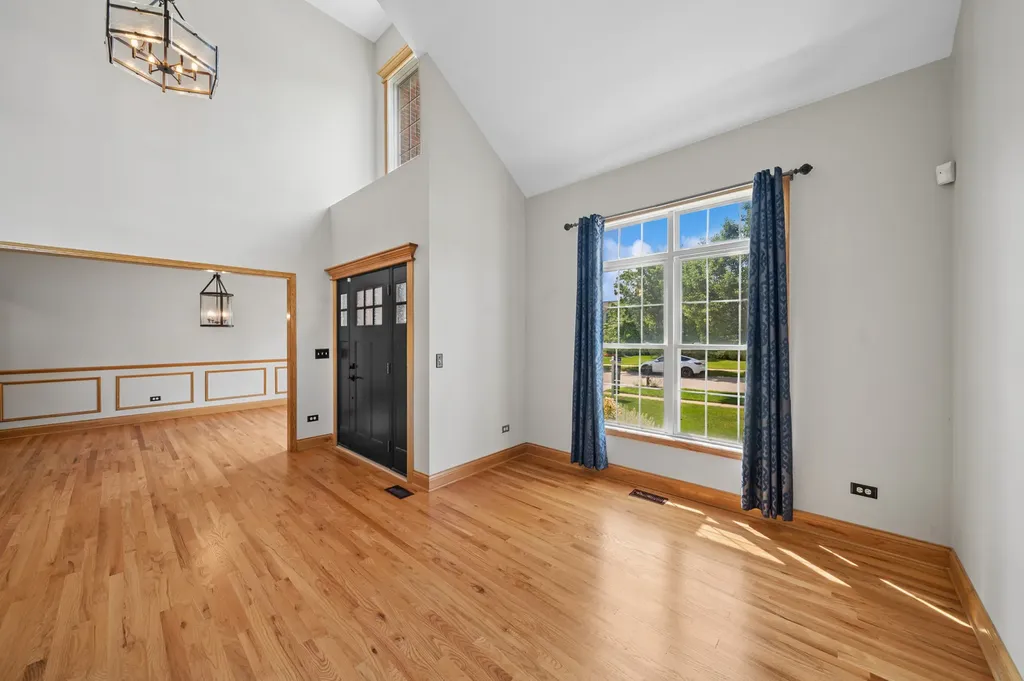 2647 Lupine Circle Naperville IL 60564