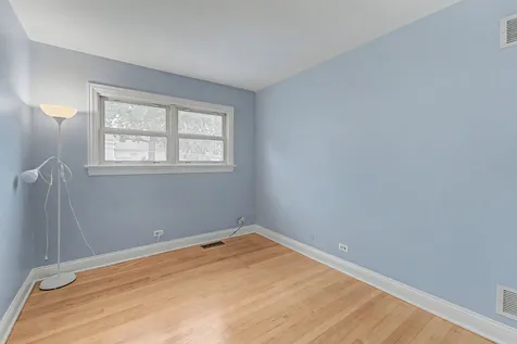 770 Cordial Drive Des Plaines IL 60018