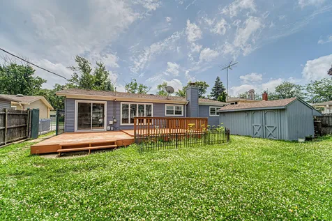770 Cordial Drive Des Plaines IL 60018