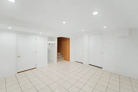 770 Cordial Drive Des Plaines IL 60018