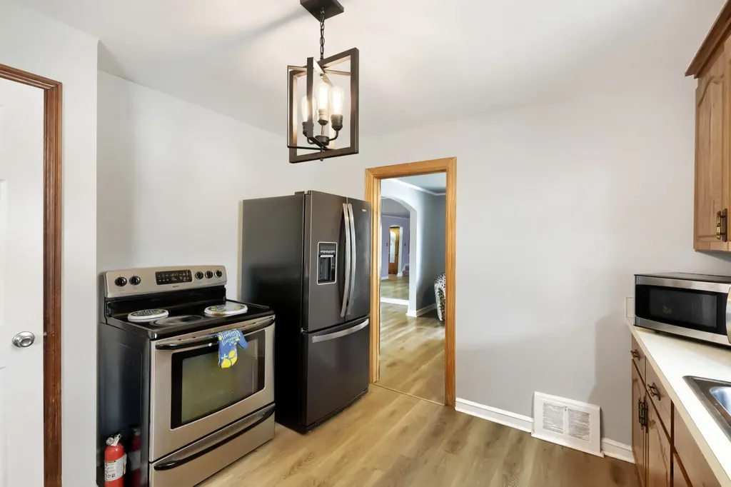 3418 West 82nd Place Chicago IL 60652