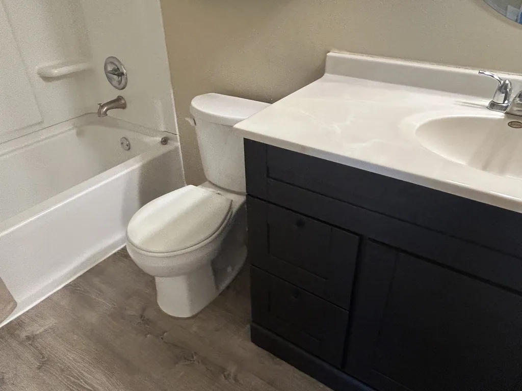 1080 Newport Harbor Schaumburg IL 60193