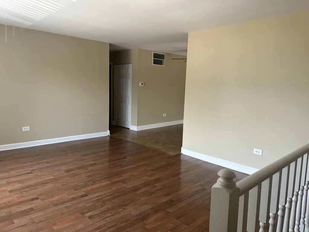 1080 Newport Harbor Schaumburg IL 60193