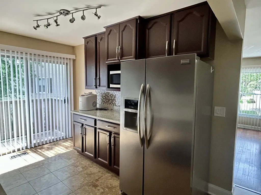 1080 Newport Harbor Schaumburg IL 60193