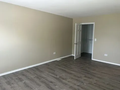 1080 Newport Harbor Schaumburg IL 60193