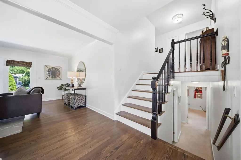 1483 Pebblestone Cove Wheaton IL 60189