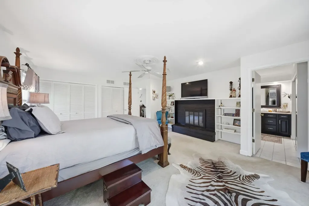 1483 Pebblestone Cove Wheaton IL 60189