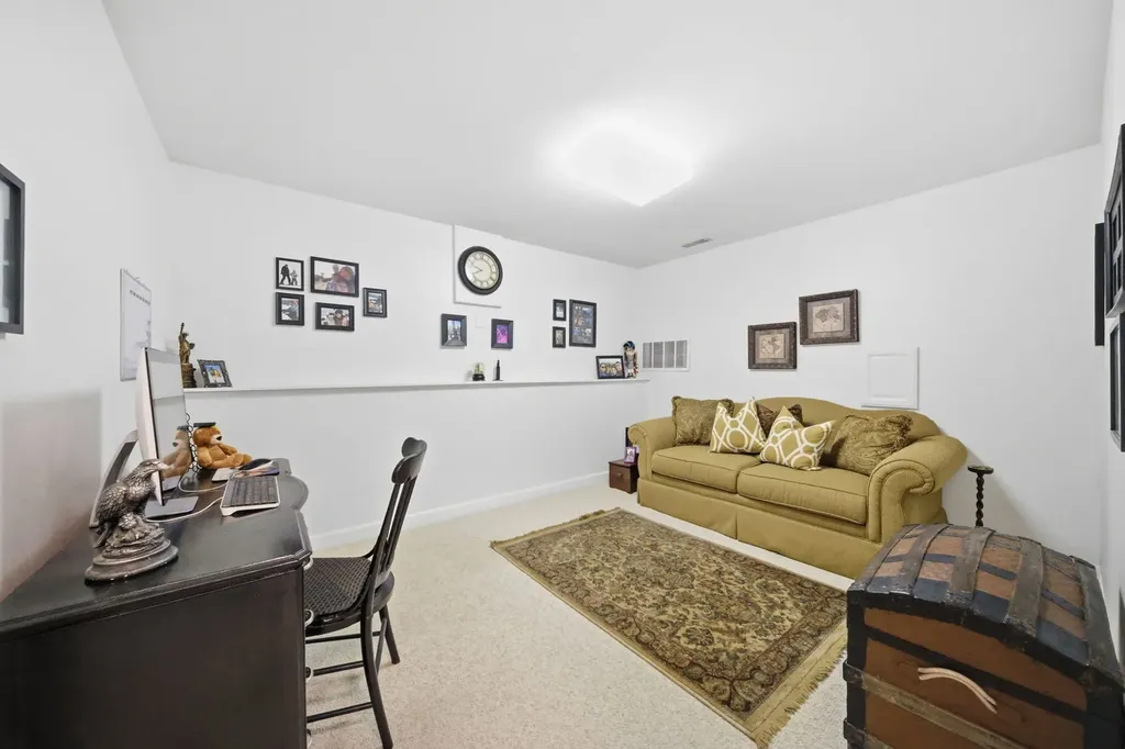 1483 Pebblestone Cove Wheaton IL 60189