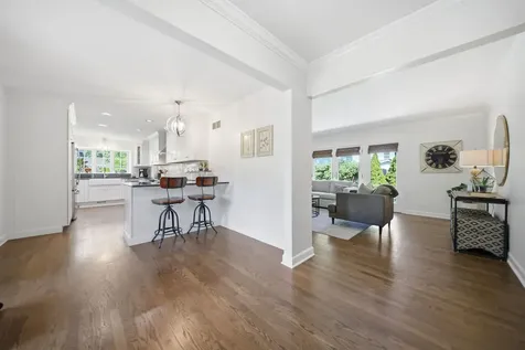 1483 Pebblestone Cove Wheaton IL 60189