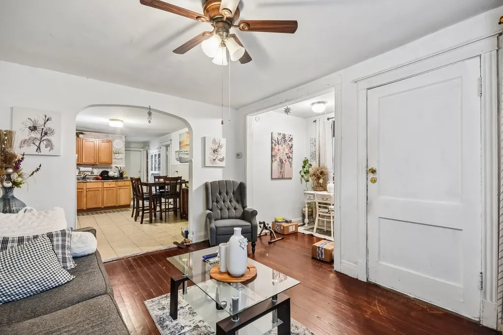 1539 North Kolin Avenue Chicago IL 60651