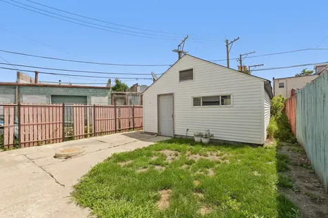 1539 North Kolin Avenue Chicago IL 60651