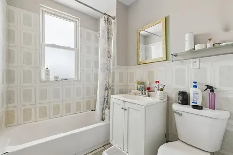 1539 North Kolin Avenue Chicago IL 60651