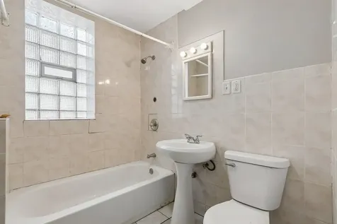 1539 North Kolin Avenue Chicago IL 60651
