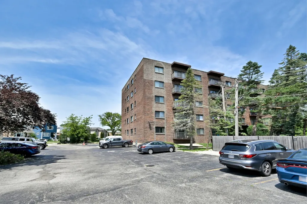 6505 North Nashville Avenue Chicago IL 60631