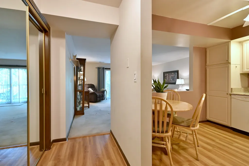 6505 North Nashville Avenue Chicago IL 60631