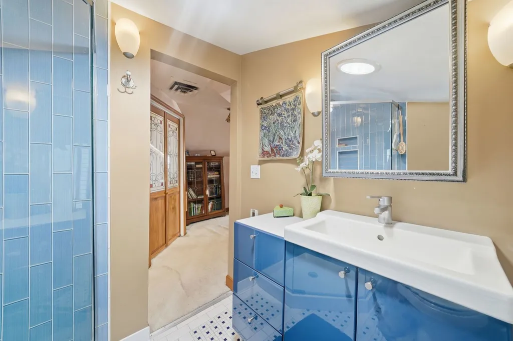 5426 North Natoma Avenue Chicago IL 60656