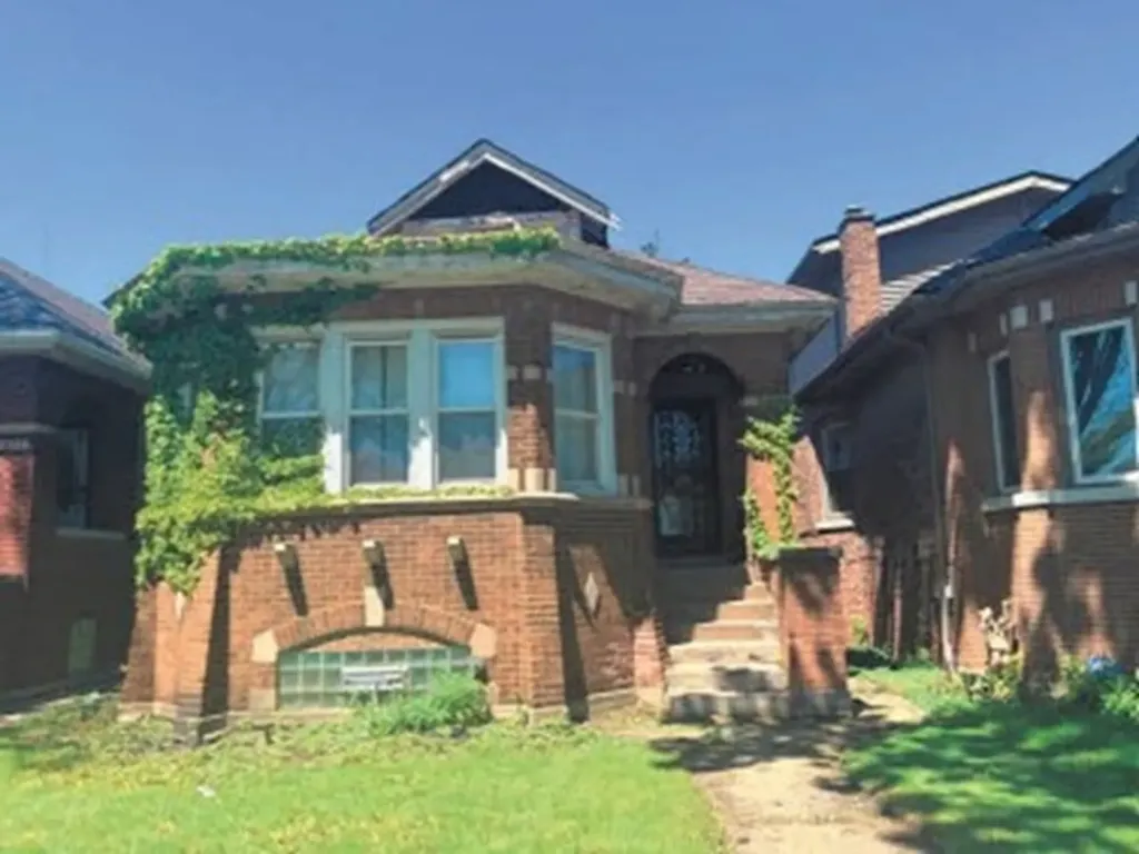 1636 East 86th Street Chicago IL 60617