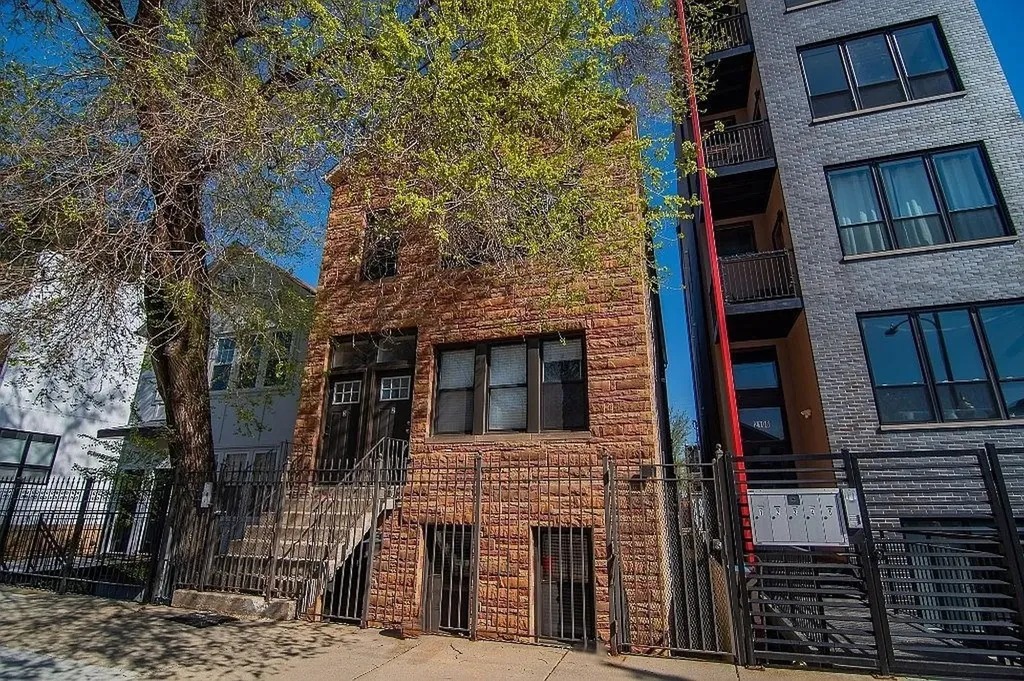 2110 West 18th Place Chicago IL 60608
