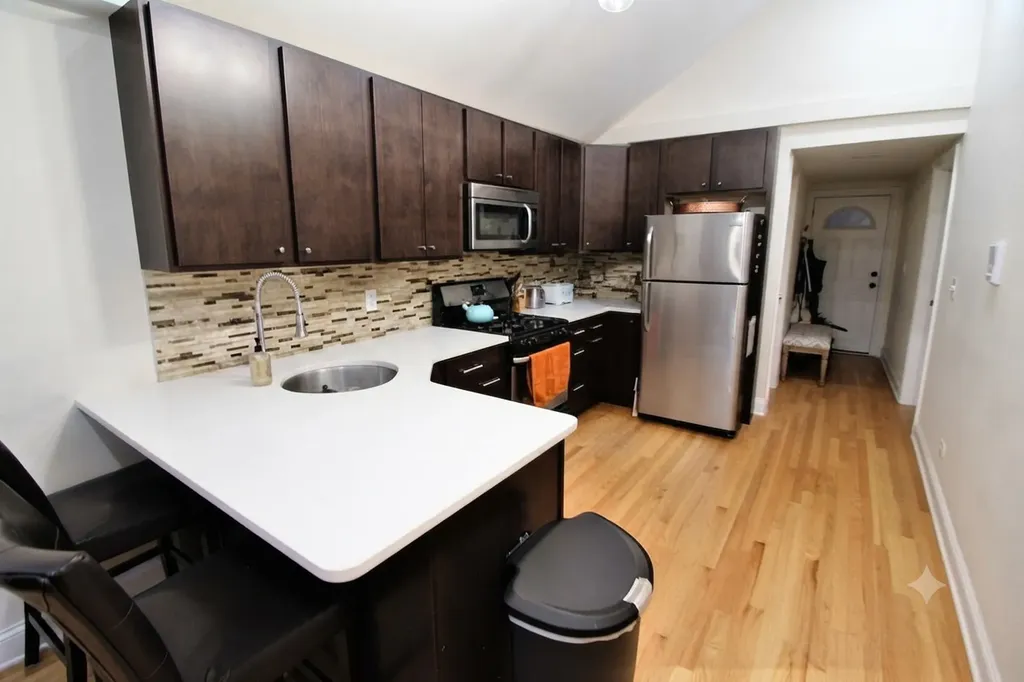 2110 West 18th Place Chicago IL 60608