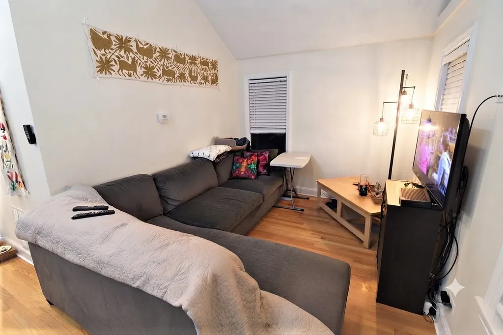 2110 West 18th Place Chicago IL 60608