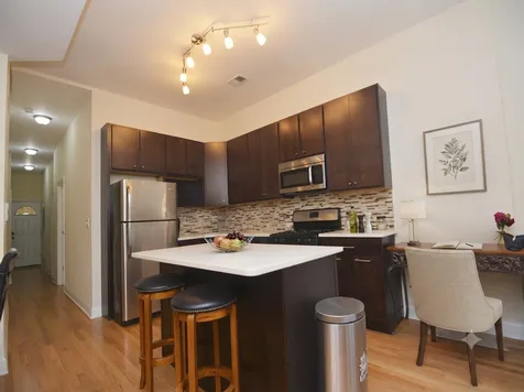 2110 West 18th Place Chicago IL 60608