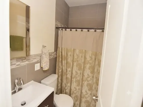 2110 West 18th Place Chicago IL 60608