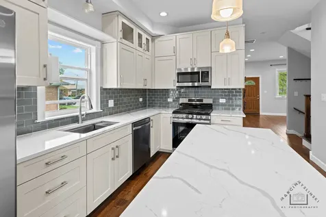 4708 North Odell Avenue Harwood Heights IL 60706