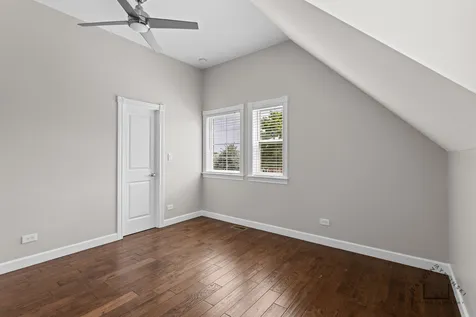 4708 North Odell Avenue Harwood Heights IL 60706