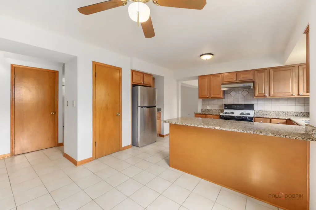 705 Partridge Drive Schaumburg IL 60193