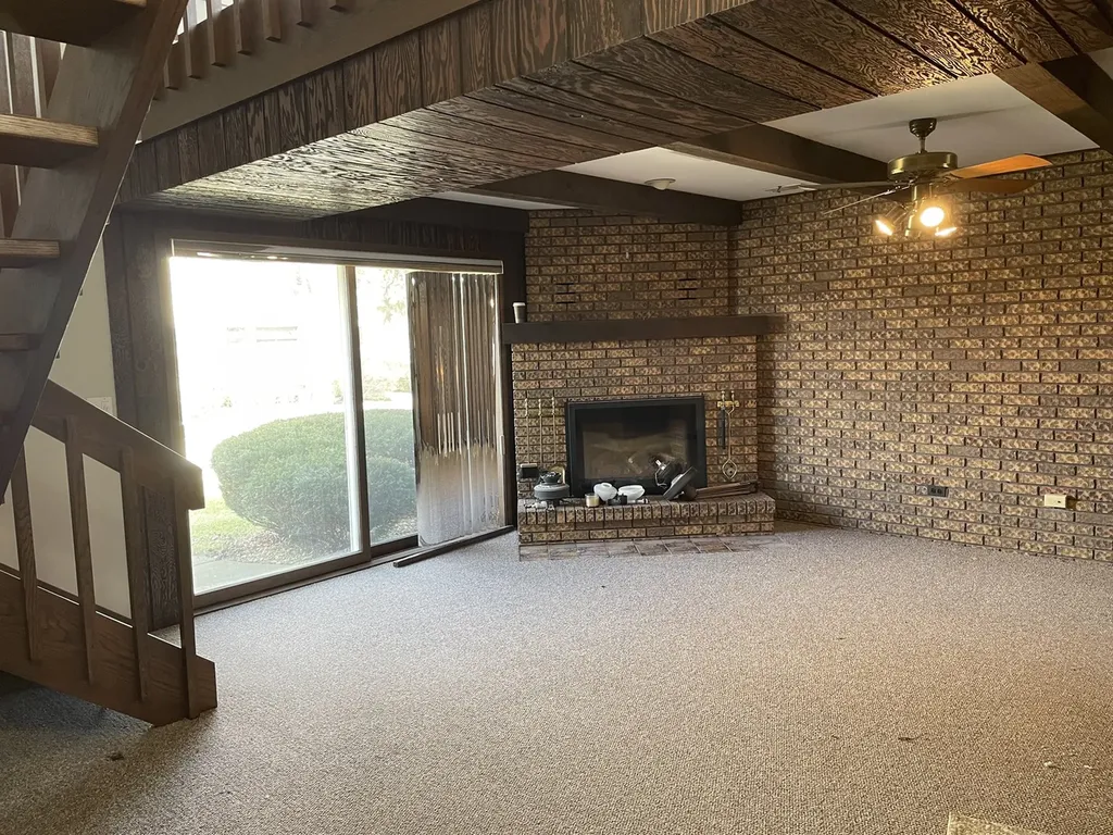 129 West Quincy Street Westmont IL 60559